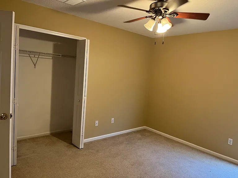 16563 Cedar Crest Dr — Photo 13