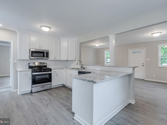 4th image of 12014 Ashley Dr