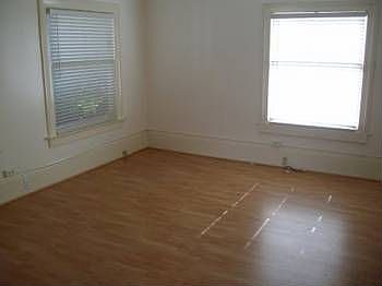 2nd image of 745 Georgia St