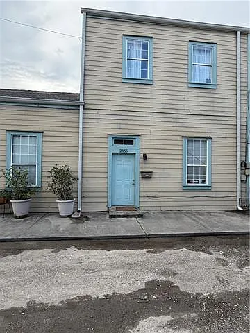 2855 Livaudais St — Photo 1