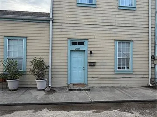2855 Livaudais St, New Orleans, LA 70115