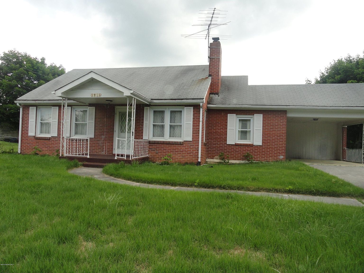 1715 Randolph Ave, Pulaski, VA 24301 Zillow