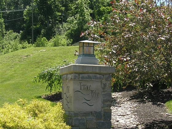 1st image of 668 Terrace Hill Trl