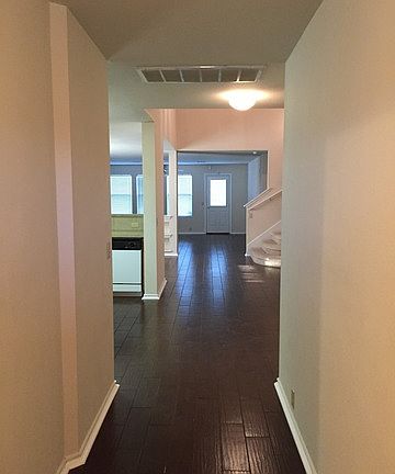 3rd image of 6403 CASTLE VIEW Dr
