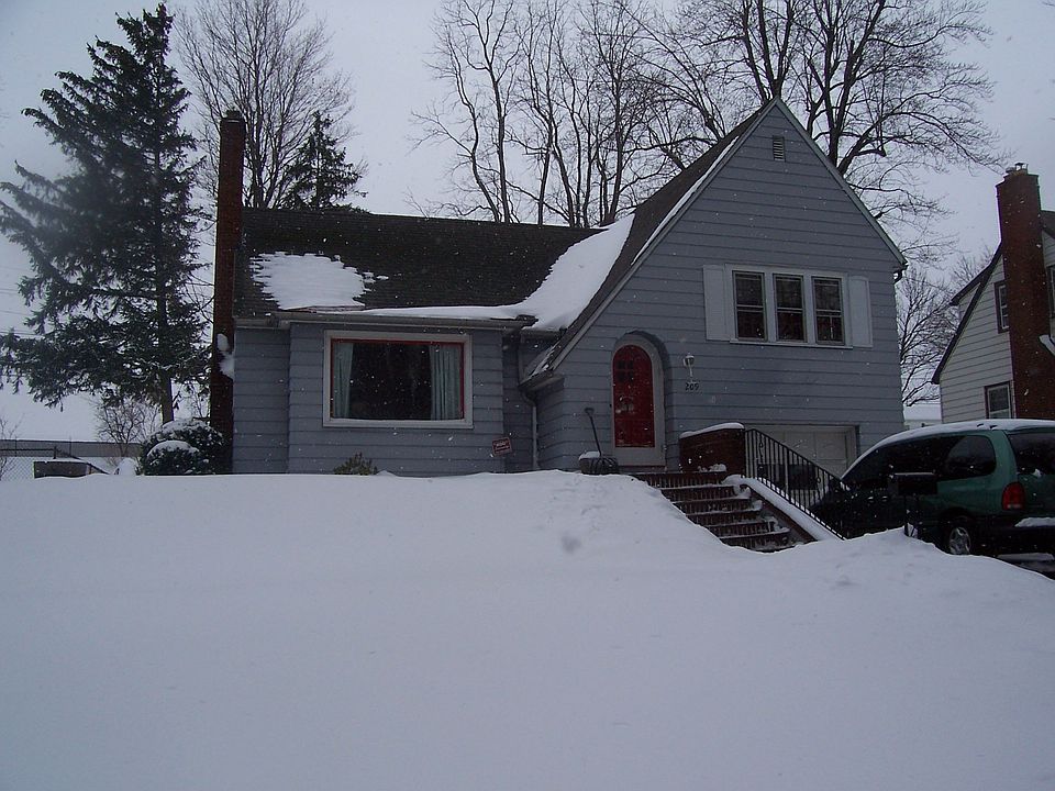 Curbside view