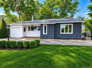 194 Phyllis Drive, Patchogue, NY 11772