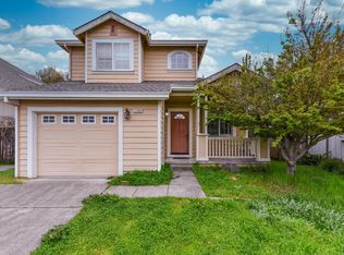 2300 Claiborne Cir, Santa Rosa, CA 95403