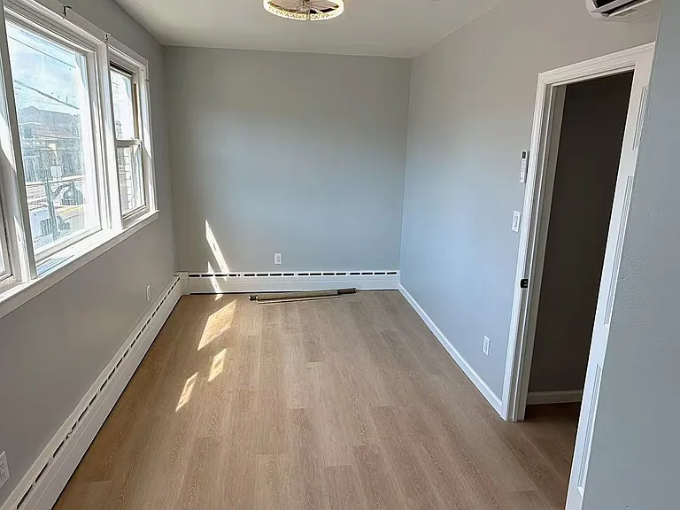 231 Jericho Tpke #1 — Photo 3