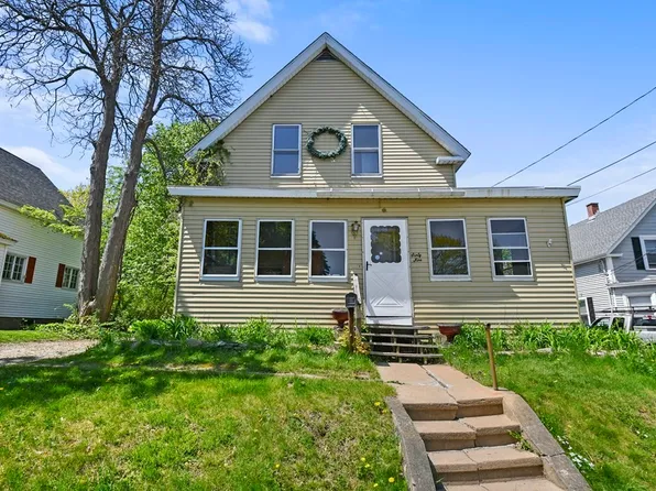 69 Leamy St, Gardner, MA 01440