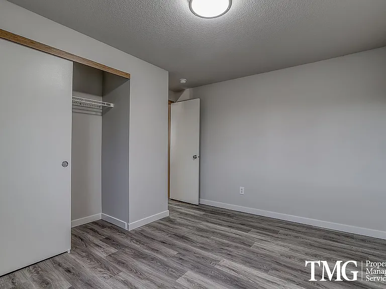 3708 NE 98th St — Photo 19