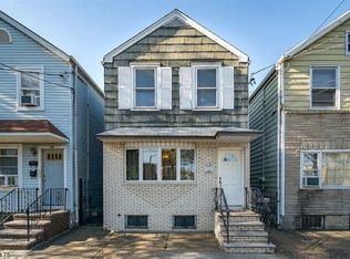78 Komorn St, Newark, NJ 07105