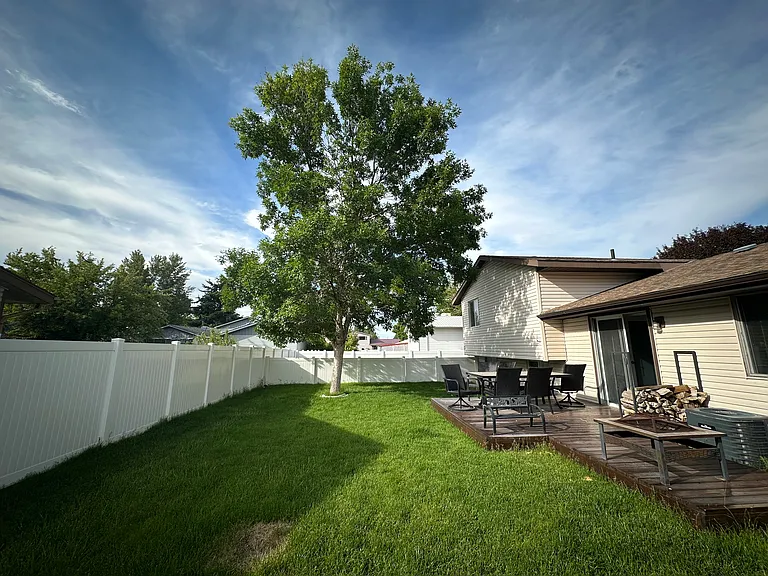 5801 Eden St — Photo 4