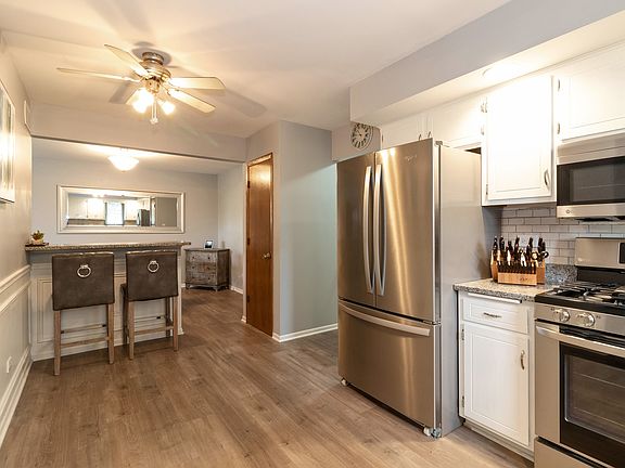 4th image of 7220 154th St #32