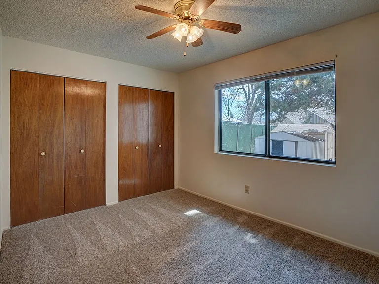 585 Mosher Ln — Photo 21