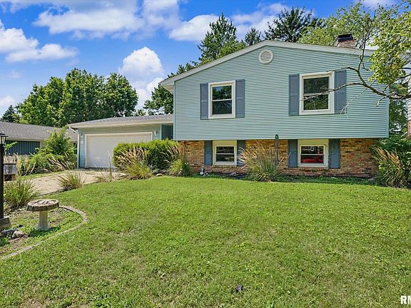 5th image of 2511 Combes St