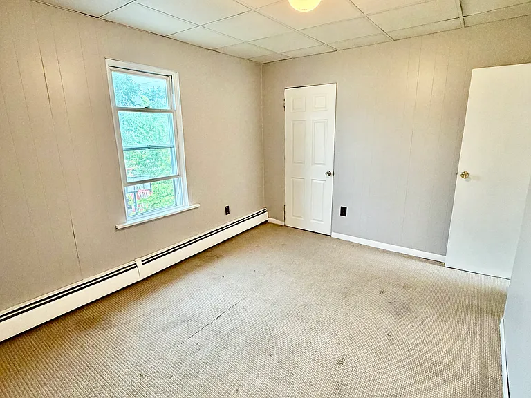 52 Cedar St — Photo 8