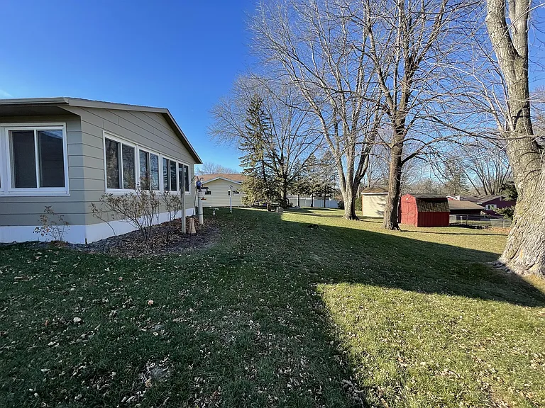 1608 Mitchell Dr — Photo 25