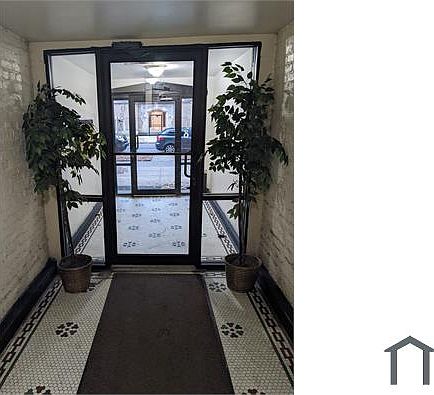 2nd image of 6808 S Clyde Ave APT 3S