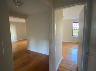 14135 85th Rd APT 2B, Briarwood, NY 11435