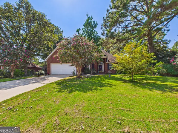 109 Quinelle Dr, Perry, GA 31069