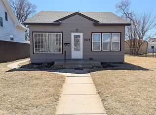208 W 5th St, Ogallala, NE 69153