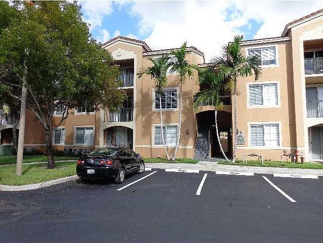 1st image of 7920 N Nob Hill Road #2-203