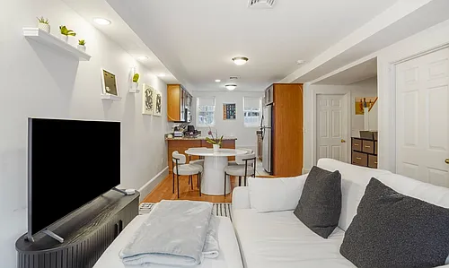 5 Dartmouth Pl #1 Photo 1