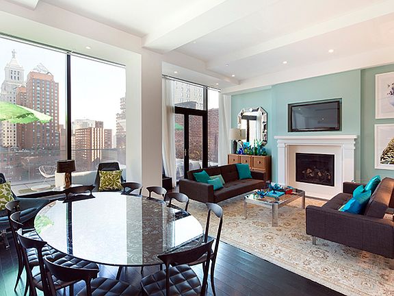 2nd image of 15 Union Sq W APT 9A