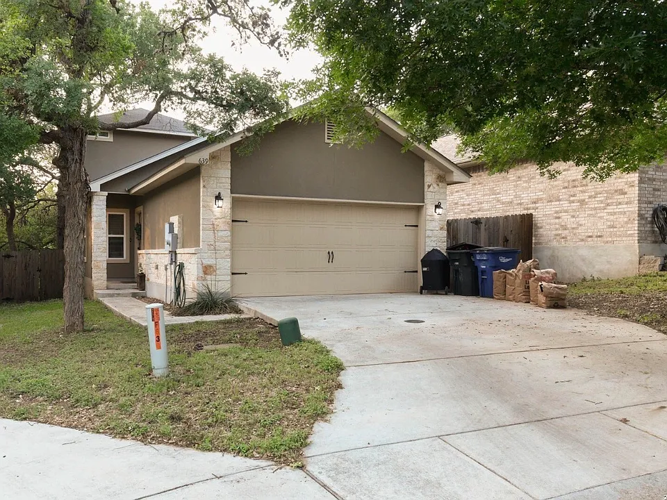 639 Bluffside Dr
