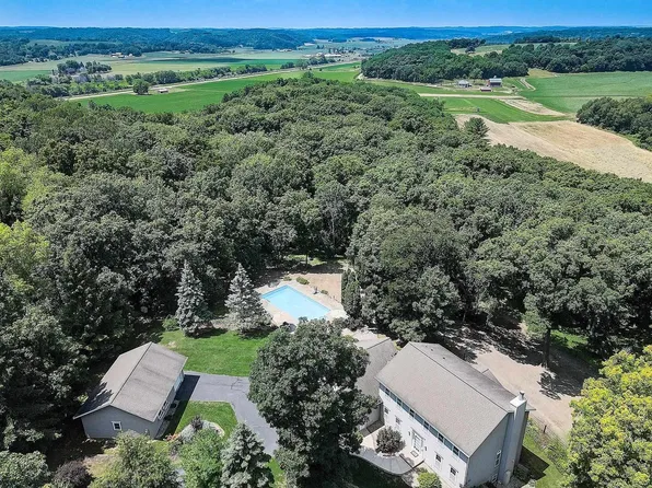 4909 Scherbel Road, Black Earth, WI 53515