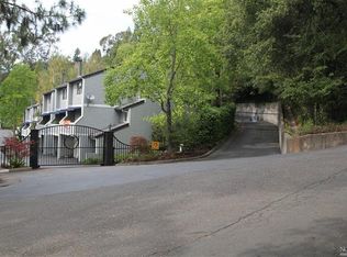 107 Alice St, Santa Rosa, CA 95409