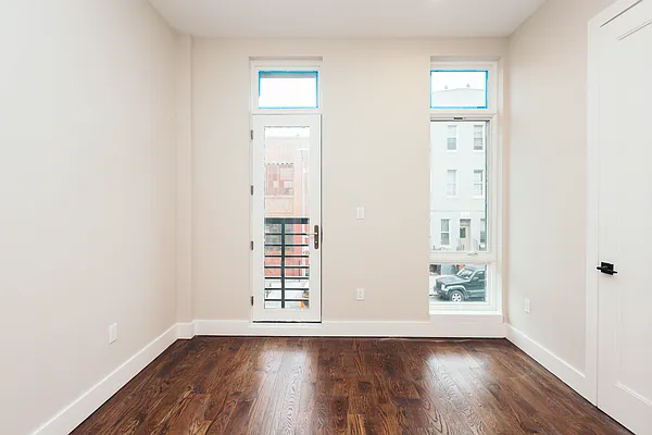 Rented by Nooklyn NYC LLC | media 6