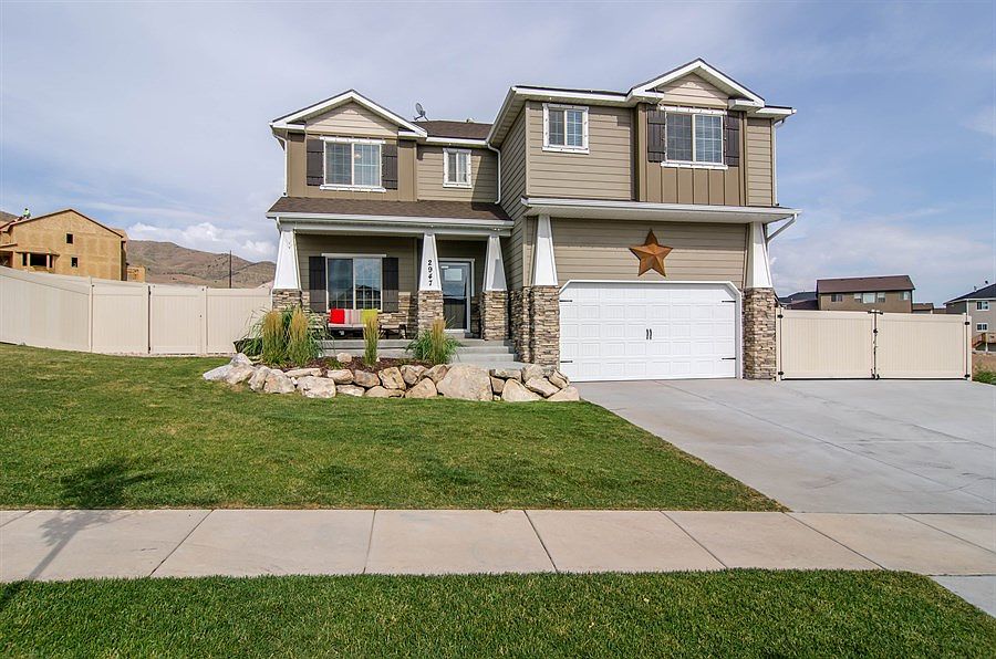 1st image of 2947 S Fox Pointe Dr