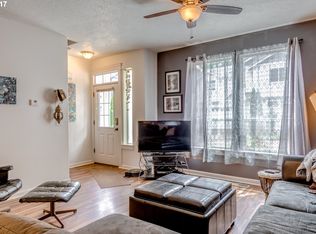 65 Katani Ln, Cascade Locks, OR 97014