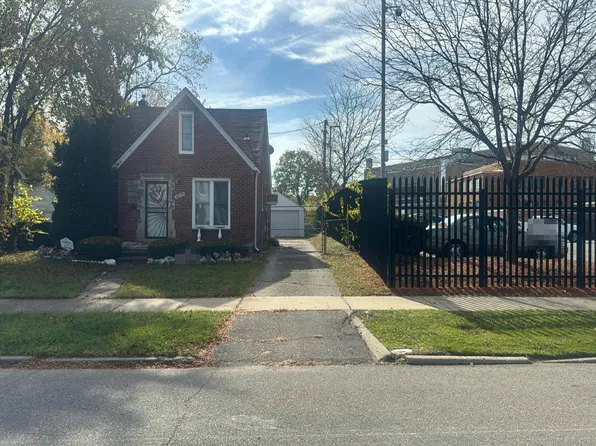 14778 Fairmount Dr, Detroit, MI 48205