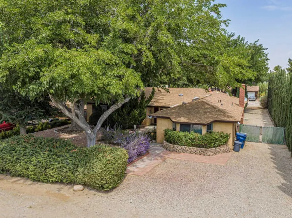 4817 W Avenue L6, Quartz Hill, CA 93536