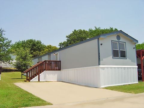 1st image of 332 Thoroughbred Ln