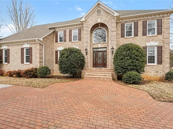 6705 Polo Farms Dr, Summerfield, NC 27358