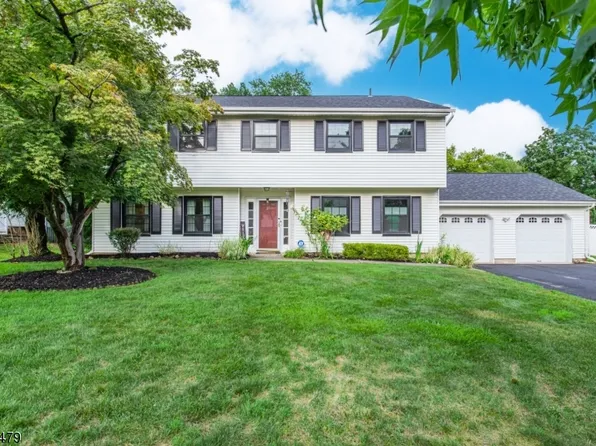 23 Robert St, Parsippany-Troy Hills Twp., NJ 07054