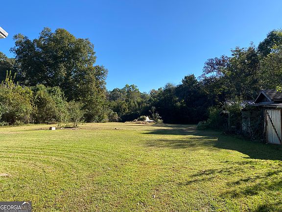 3rd image of 106 Faye Dr