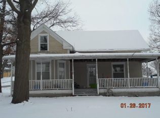 458 S Maple St, Avoca, IA 51521
