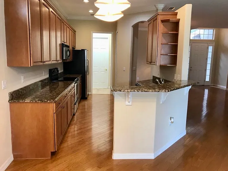 538 Newhall Ln — Photo 19