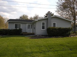 1030 County Farm Rd, Howell, MI 48843