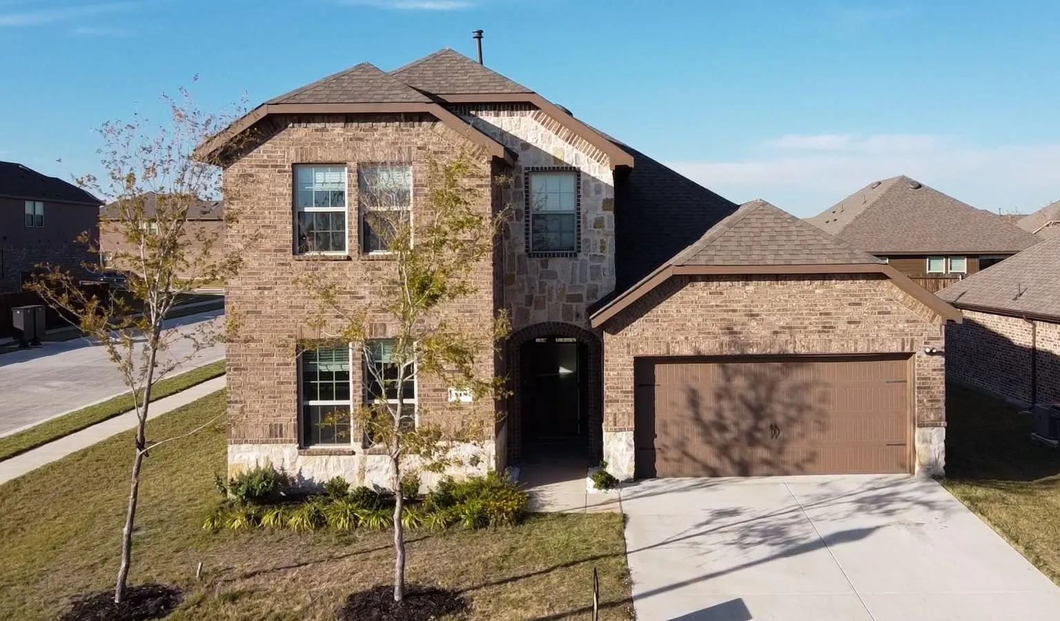 518 Saddle Club Way — Photo 2