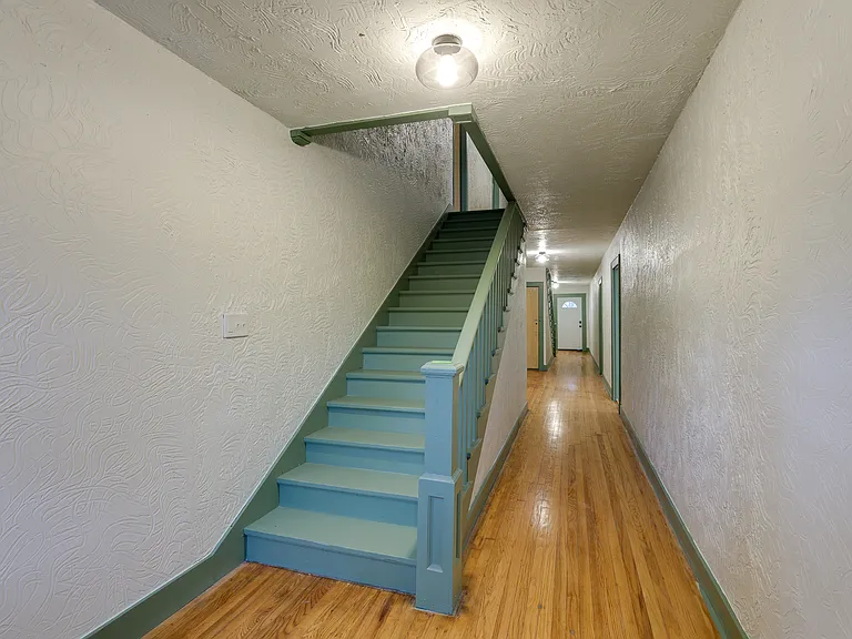 420 NW 26th St #2 — Photo 9