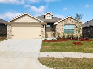 925 Rutherford Dr, Crowley, TX 76036