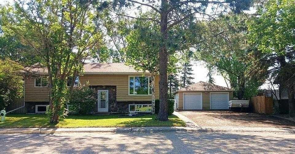 1st image of 3808 W 49a Ave