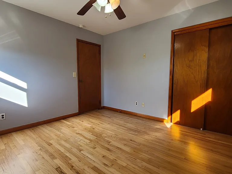 5204 Meadowview Ave #2 — Photo 10