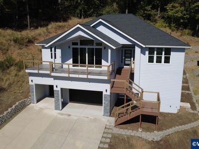 812 Hawk Dr, Silverton, OR, 97381