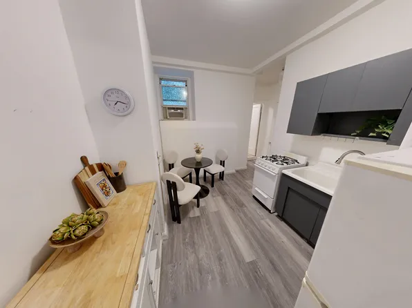 440 Riverside Drive image 3 of 9